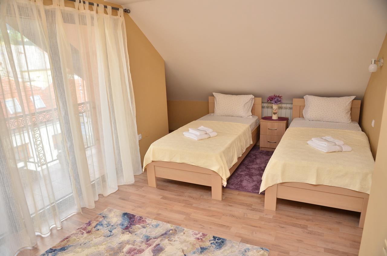 Apartmani Milosevic Ivanjica Buitenkant foto